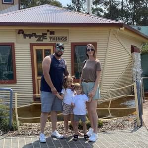 Meet your Posher, Bardha